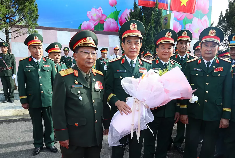 Giao lưu hữu nghị quốc phòng biên giới Việt Nam - Lào lần thứ hai