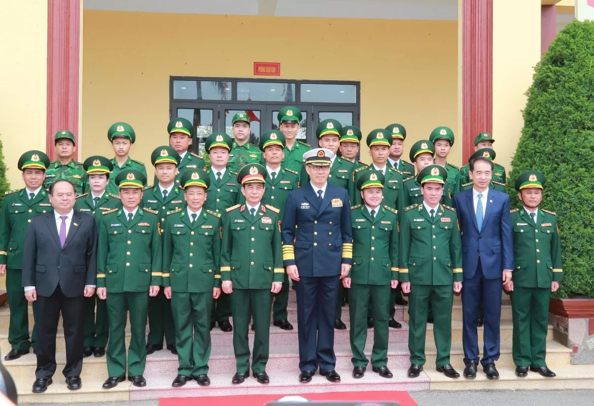 Giao lưu hữu nghị quốc phòng biên giới Việt Nam - Trung Quốc lần thứ 10