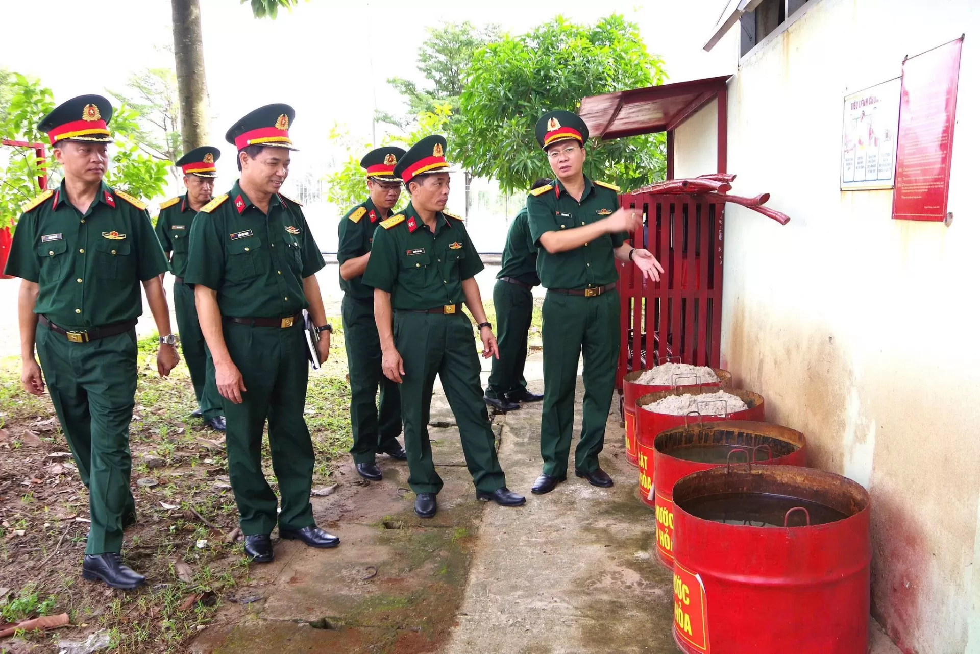 BCCB KIỂM TRA THỰC HIỆN CHÍNH QUY CÔNG TÁC HẬU CẦN - KỸ THUẬT VÀ AN TOÀN VỆ SINH LAO ĐỘNG, PHÒNG CHỐNG CHÁY NỔ NĂM 2025 ĐỐI VỚI NHÀ MÁY Z756.